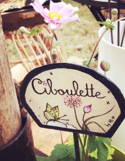 ardoise étiquette marque plante jardin et potager signée by HB